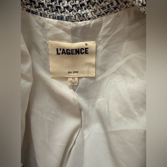 L'AGENCE Kenzie Double Breasted Tweed Blazer - Picture 6 of 7